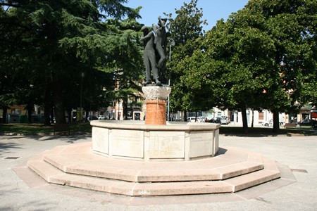 Amia: nuovamente in funzione la fontana in piazza del popolo a San Michele a Verona