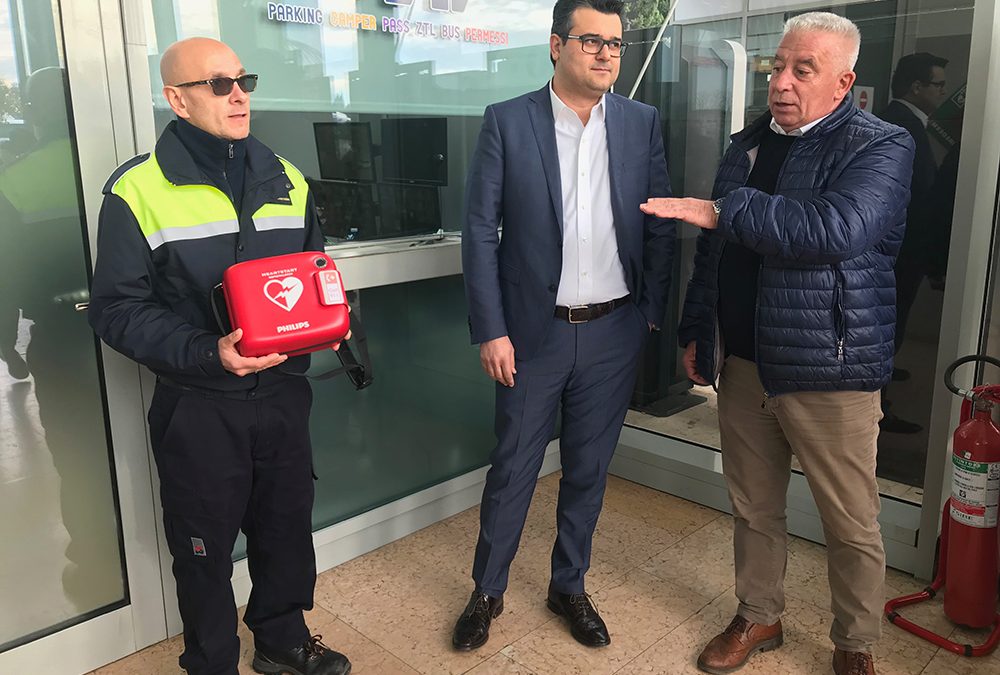 Amt Verona: da oggi defibrillatore semiautomatico al parcheggio Centro