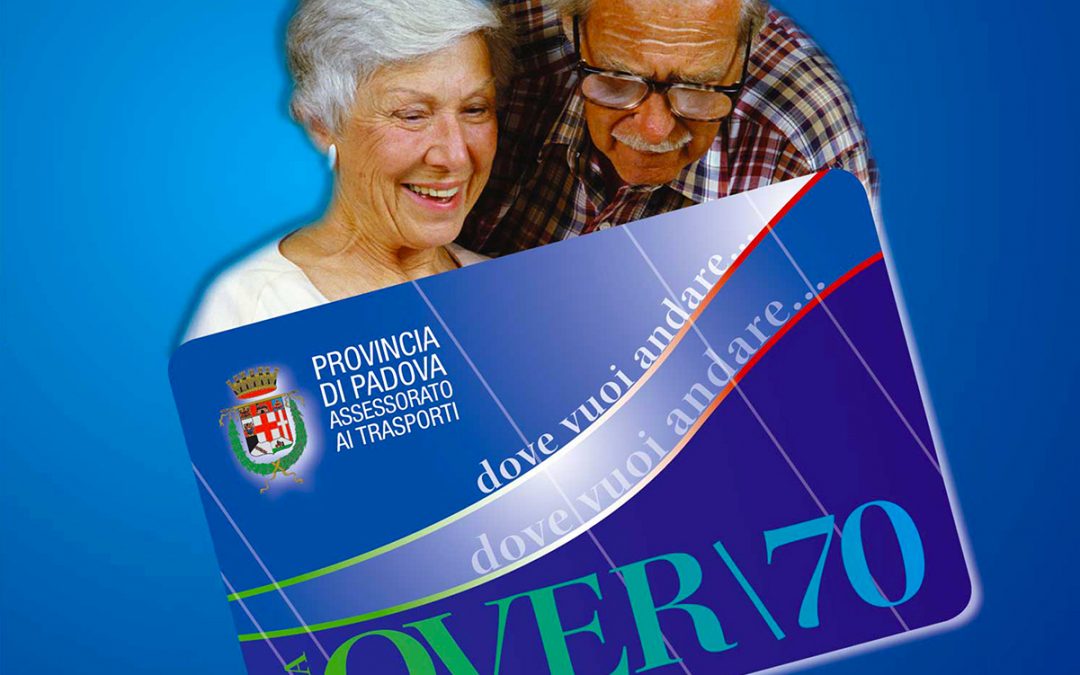 Gli autobus extraurbani a prezzo agevolato con la carta Carta Over 70