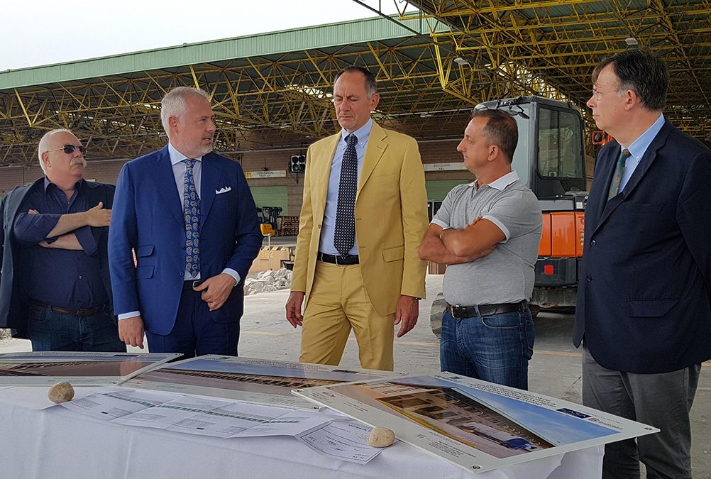 Lavori alle testate di carico del centro agroalimentare di Verona