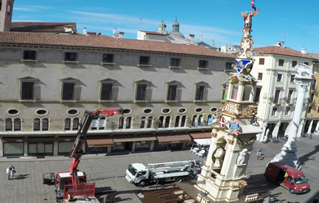 AIM Amcps ha allestito la Rua in piazza dei signori a Vicenza: un filmato di tre minuti