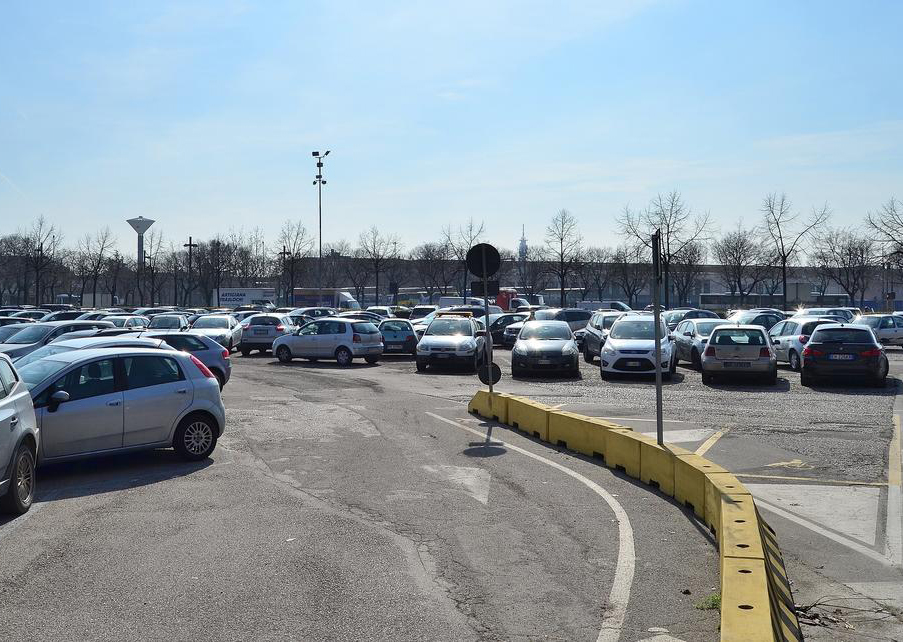 Iniziati i lavori a Verona per la condotta fognaria ai parcheggi in via Città di Nimes