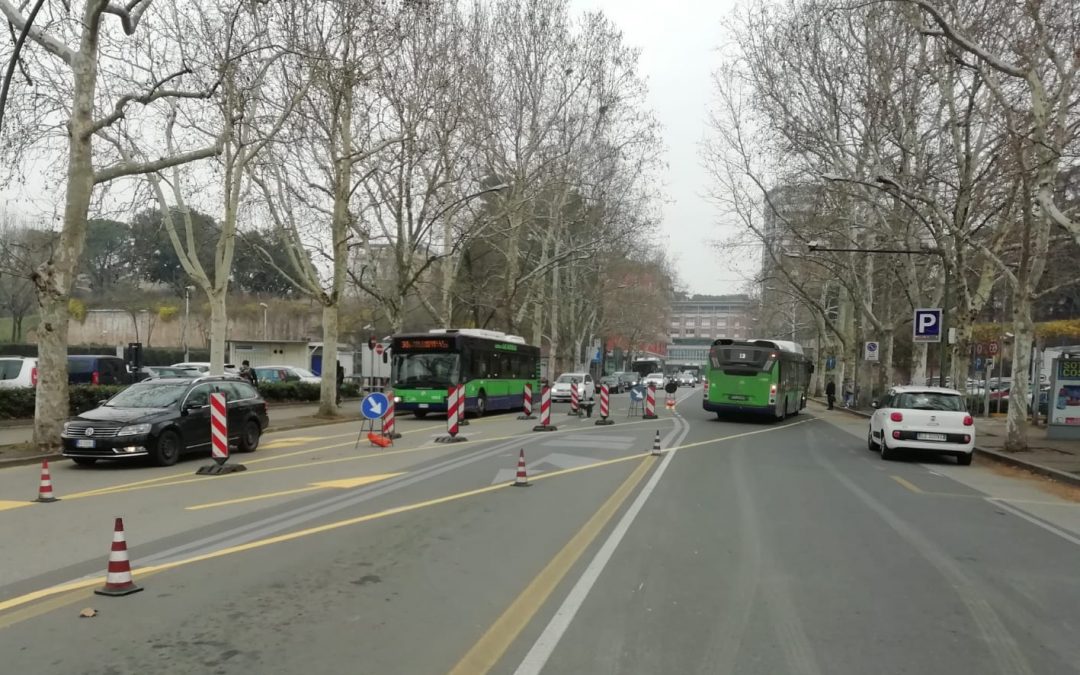 Per tre settimane via Città di Nimes a Verona in direzione Stazione aperta solo ai mezzi pubblici