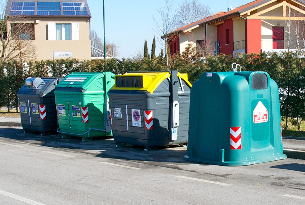 Veritas: meno quantità di scarti nelle differenziate e di materiali riciclabili nel rifiuto secco residuo