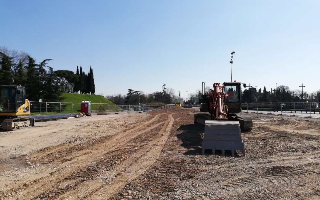 Fermati i cantieri della filovia di Verona: impossibile garantire la sicurezza dei lavoratori