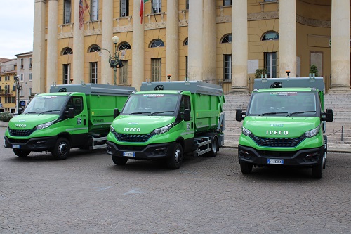 In servizio a Verona dieci  nuovi veicoli per la raccolta dei rifiuti nelle vie strette e difficilmente accessibili