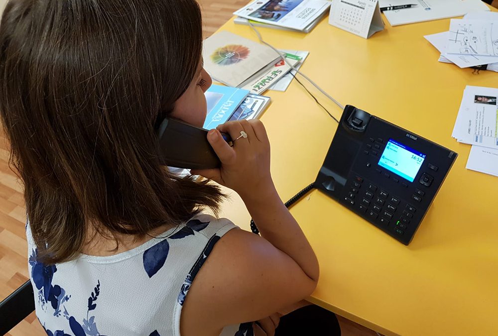 Riaprono, ma solo fissando telefonicamente un appuntamento, gli sportelli di AGS dedicati agli utenti