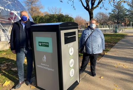 Prosegue a Verona la sperimentazione dei cestini smart che compattano i rifiuti sfruttando l’energia solare