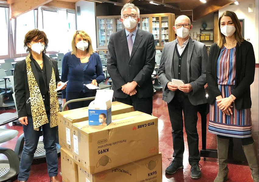 L’Azienda Trasporti Verona dona 35 mila mascherine FFP2 ad alta protezione agli istituti scolastici di Verona e provincia