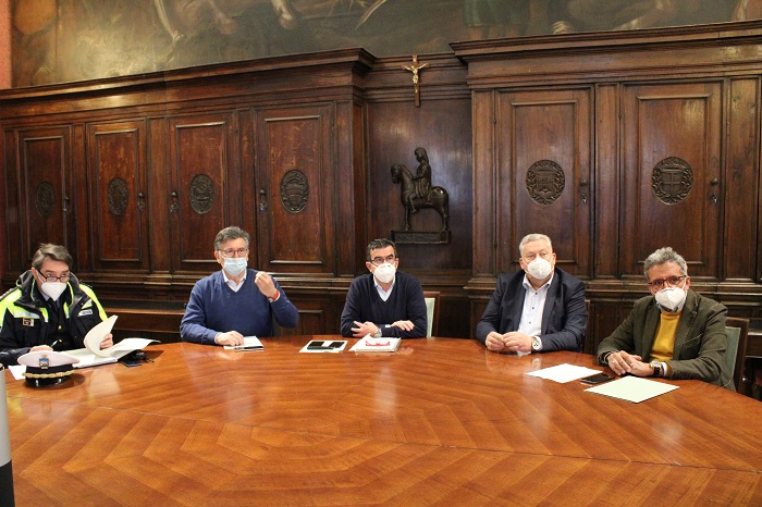 Dopo un anno di lavoro entra in vigore oggi il primo regolamento del verde  pubblico e privato di Verona