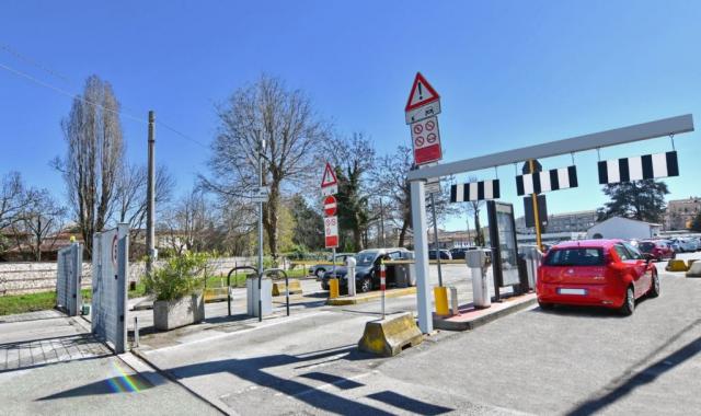 Lavori in corso al park Fogazzaro di Vicenza: con l’applicazione “aimfacile” i posti disponibili in tempo reale
