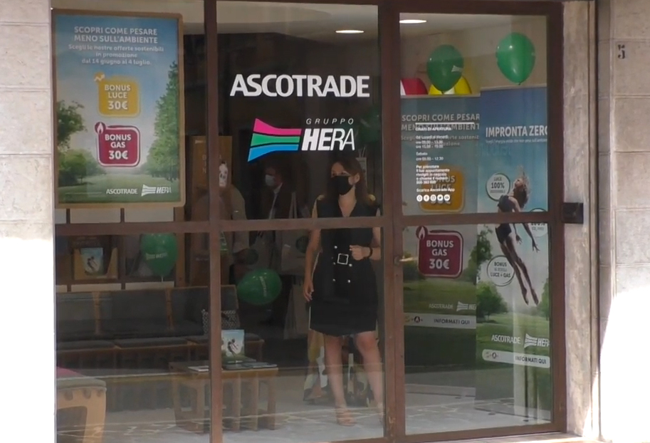 E’ stato inaugurato in corso del Popolo a Treviso un nuovo sportello di Ascotrade società del Gruppo Hera