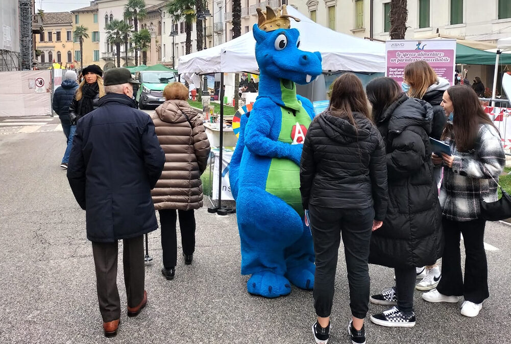 Drago Augusto, personaggio didattico di ASVO, sarà nuovamente alla Fiera di Sant’Andrea di Portogruaro