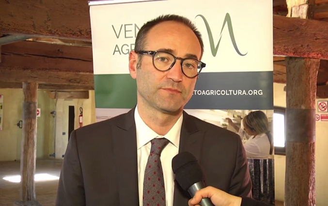 Intervista all’assessore Federico Caner sulle linee principali della programmazione regionale nel settore agricolo